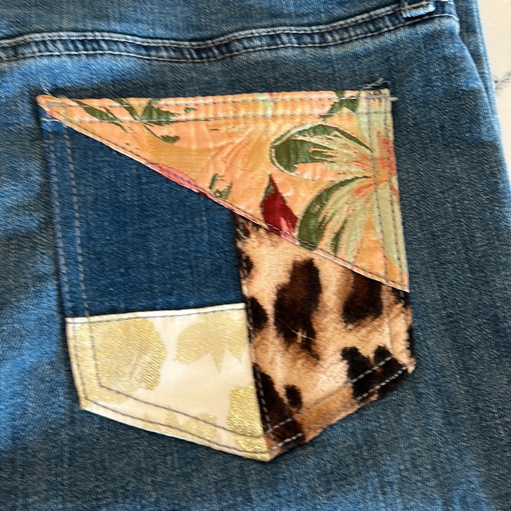 Chico’s Girlfriend Slim Ankle Patchwork Pocket An… - image 8